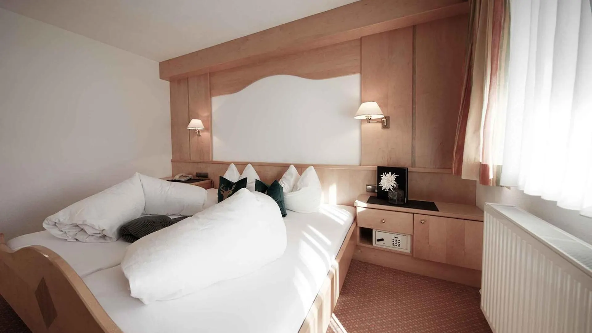 Hotel Garni Rustica Sölden