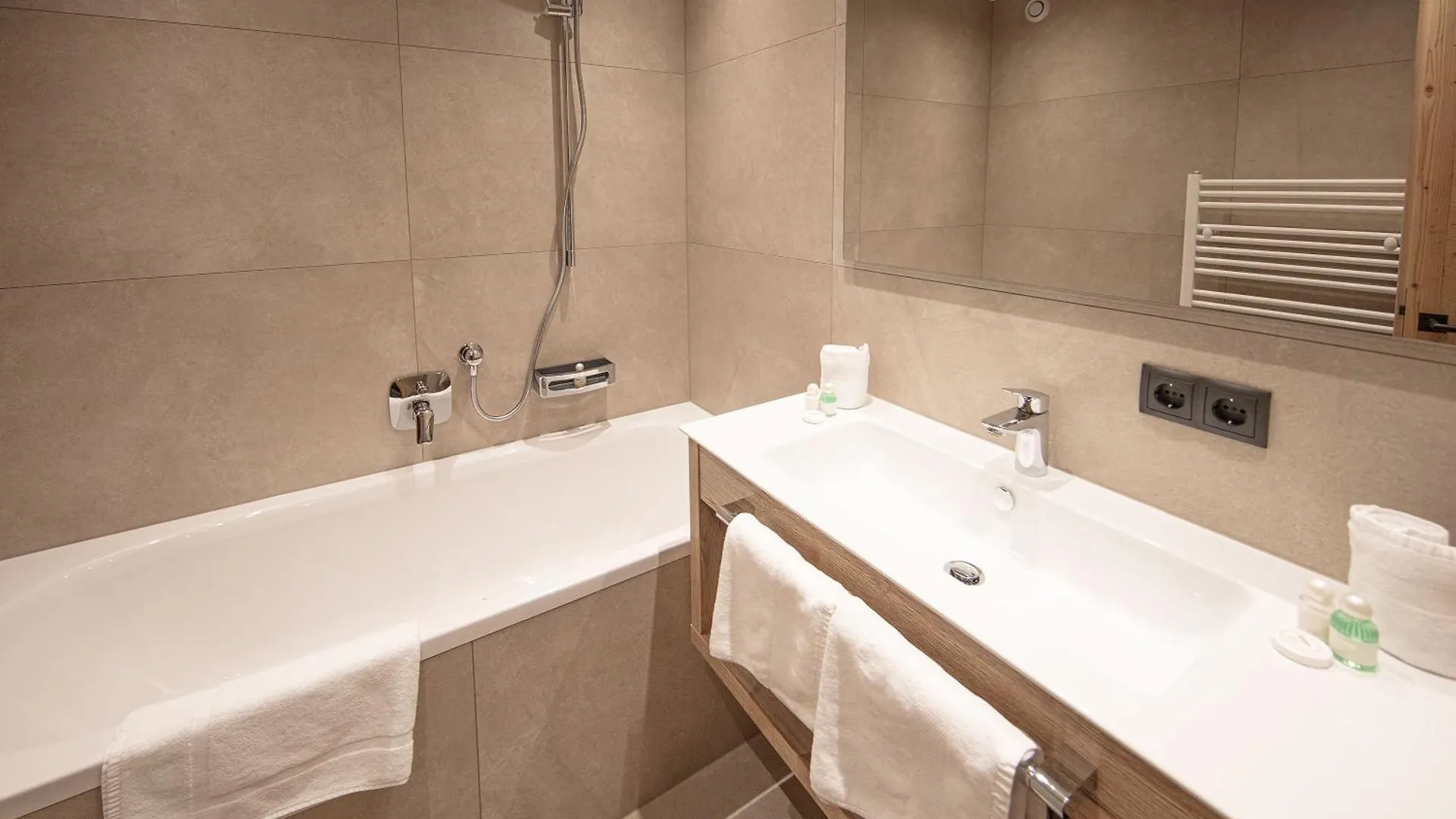 Hotel Garni Rustica Sölden