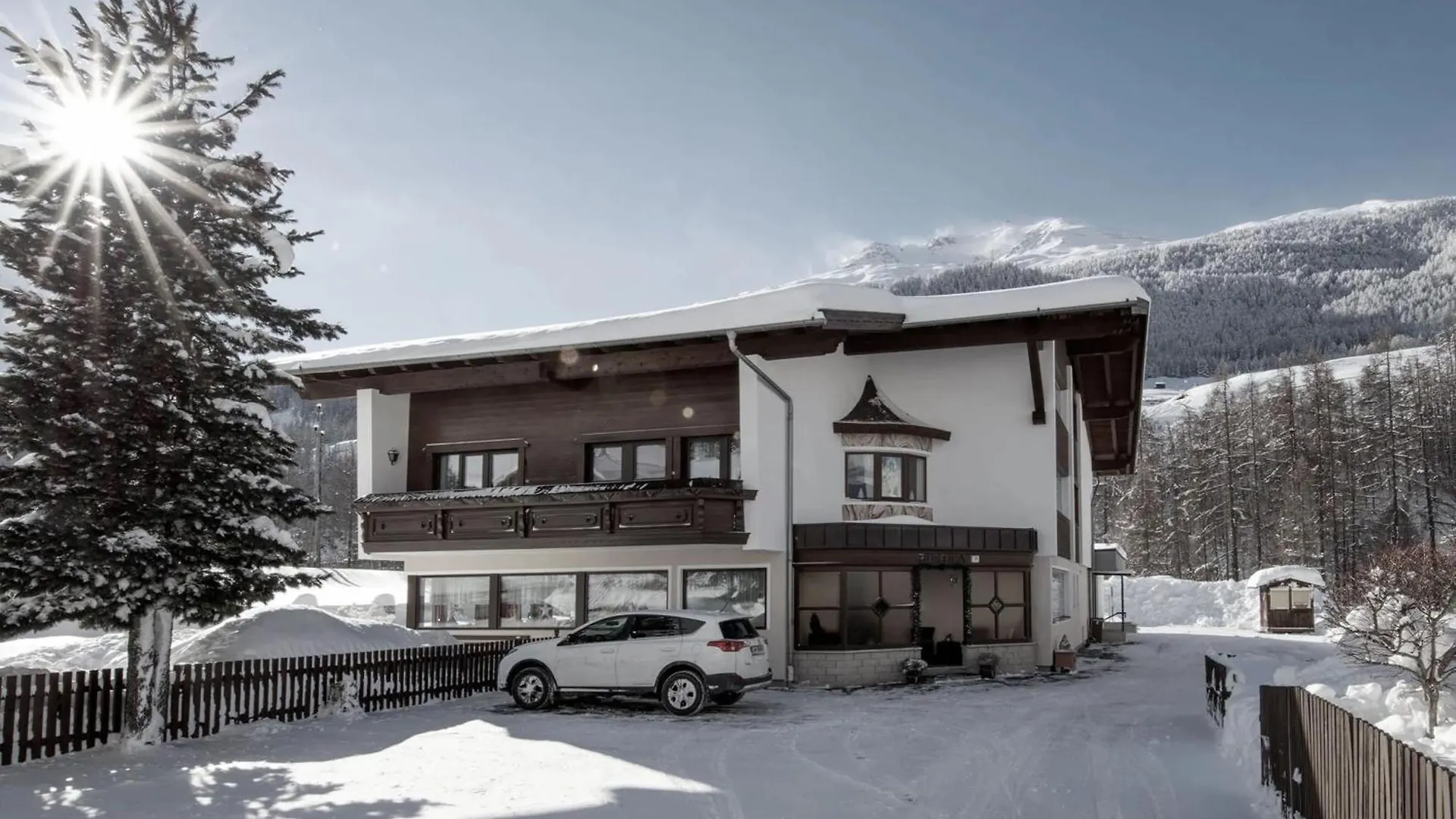 Hotel Garni Rustica Sölden